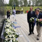 EKRE mälestas Kommunismiohvrite memoriaali juures küüditamisohvreid